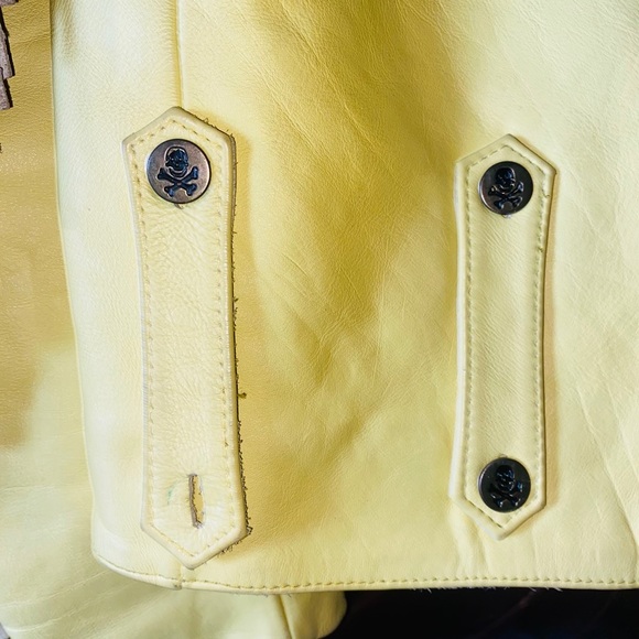 Vintage WOMENS yellow leather motorcycle jacket - Picture 4 of 9
